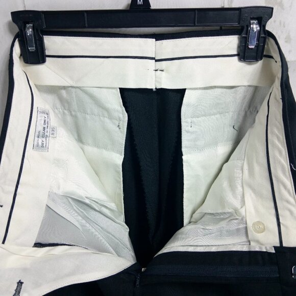 Trieste 41R 2 Button Black Herringbone Striped 2pc - Picture 15 of 15